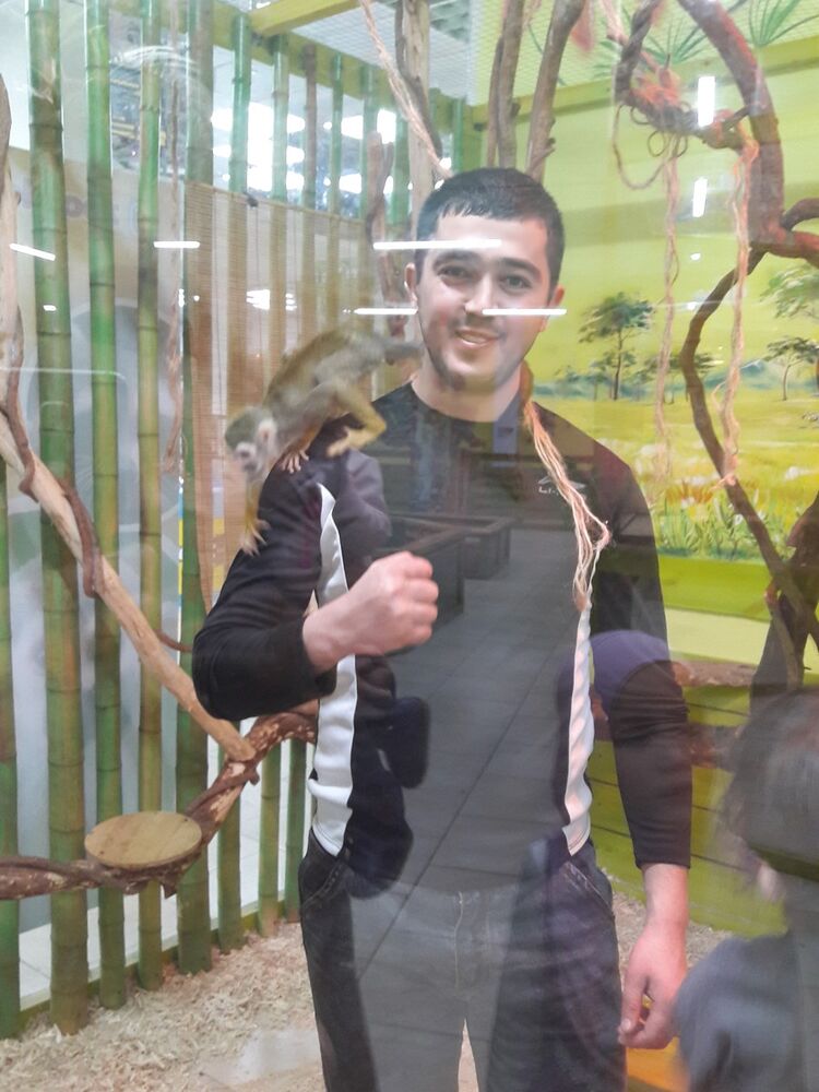  18601045  Rantik, 35 ,    