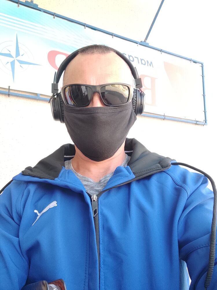  ,   Denis, 44 ,   ,   , c 