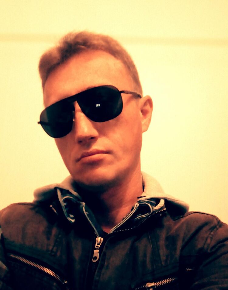  49356665  Igor, 46 ,    