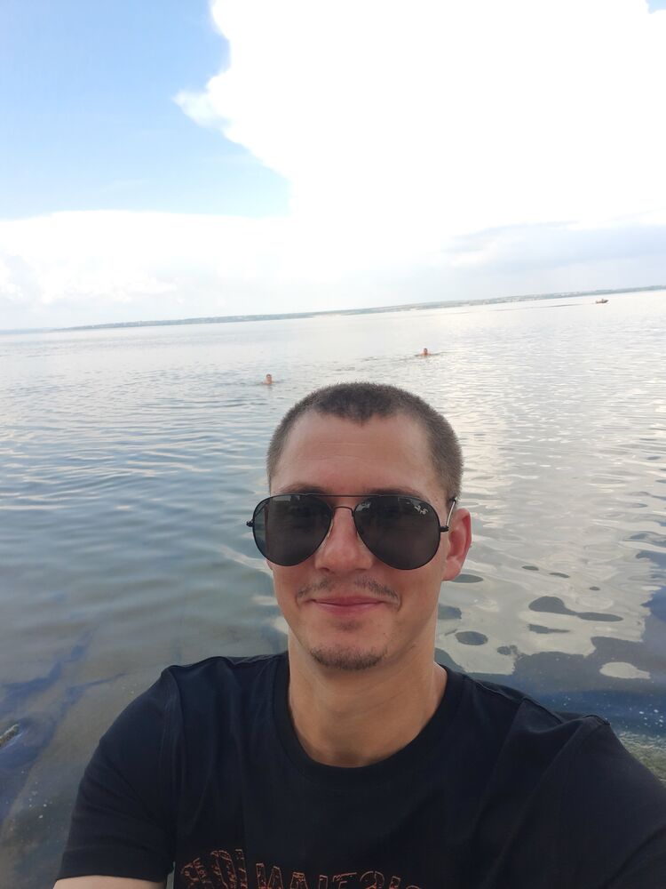  29164395  Nikolay, 32 ,    