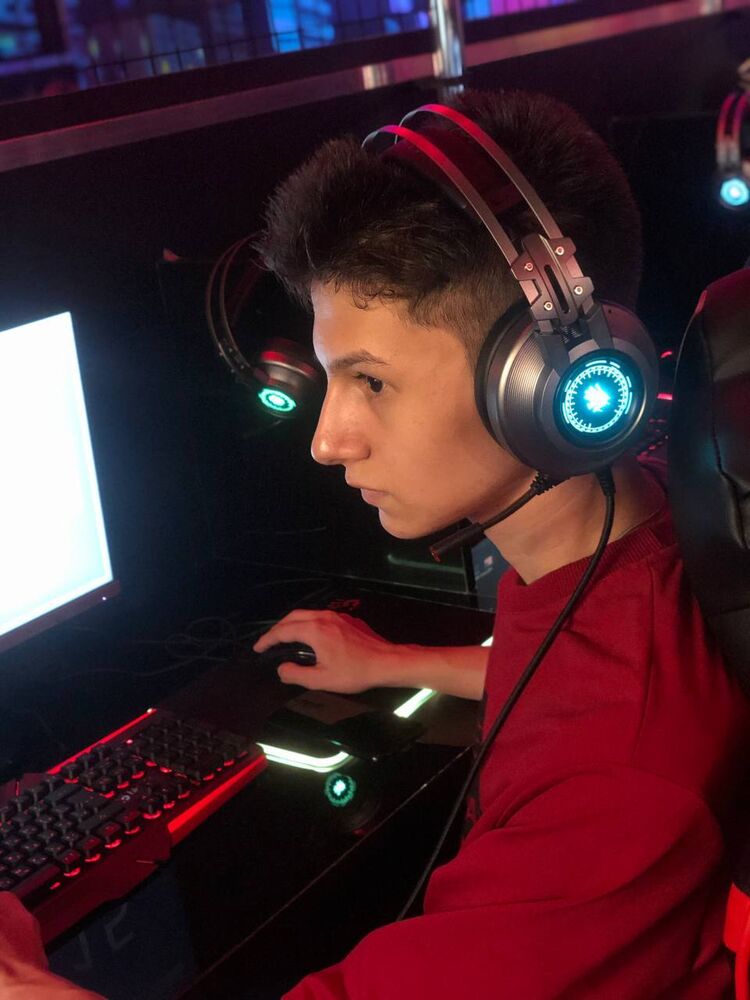 ���� 24810325 ����� ��������, 23 ����, ���� ���������� � ������