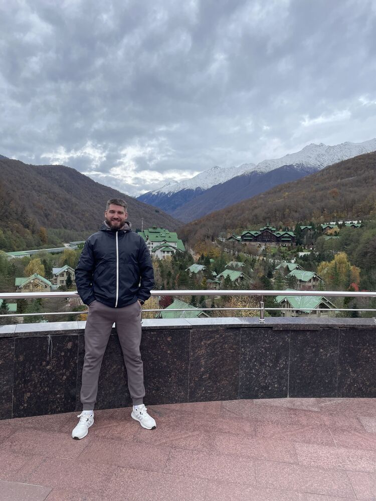  47149905  Sergei, 37 ,    