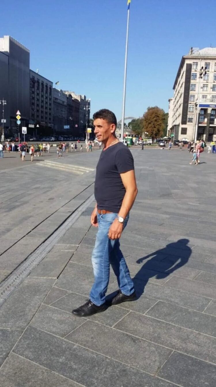  52027705  Mahmut, 45 ,    