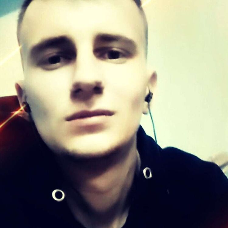  33461175  Vladimir, 29 ,    