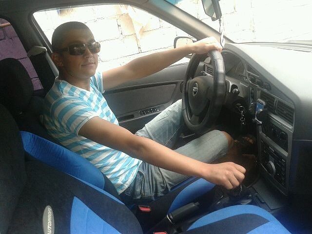  -,   Komil, 33 ,   ,   , c 