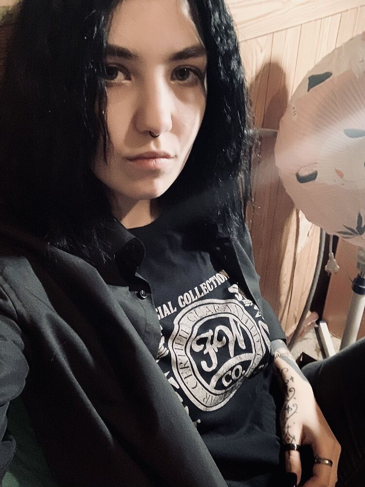  -,   , 25 ,   
