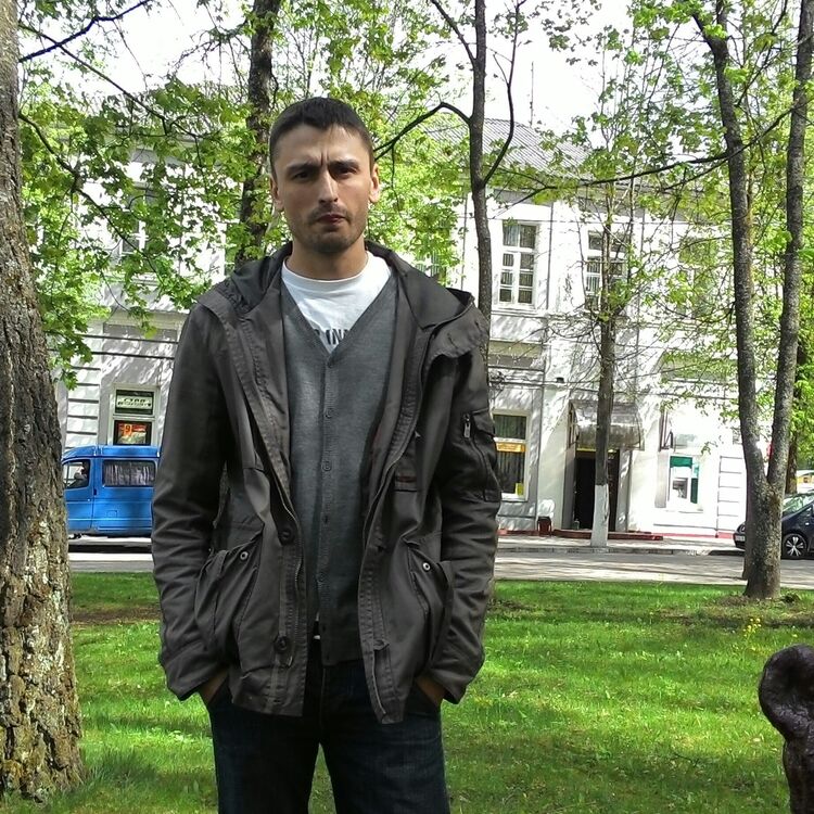  ,   Dima, 45 ,   