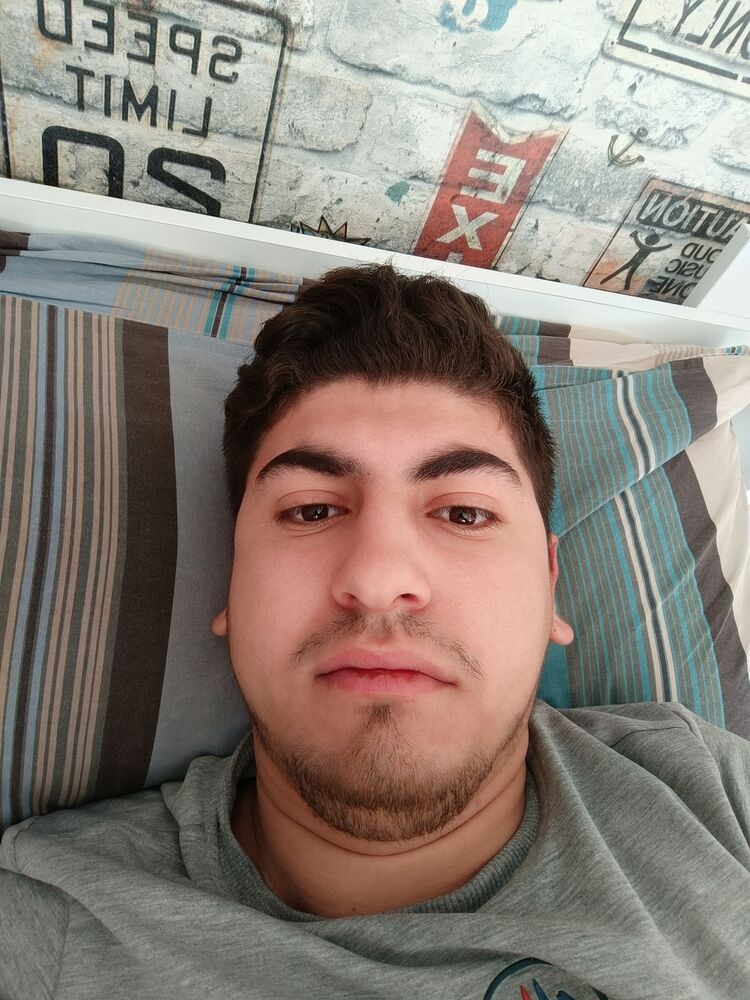  Cinar,   Binyamin, 22 ,   ,   
