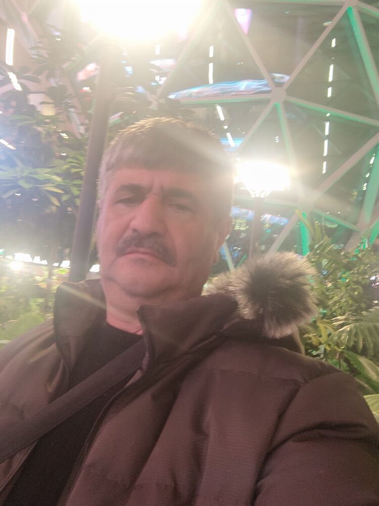  48175655  Azad, 54 ,    