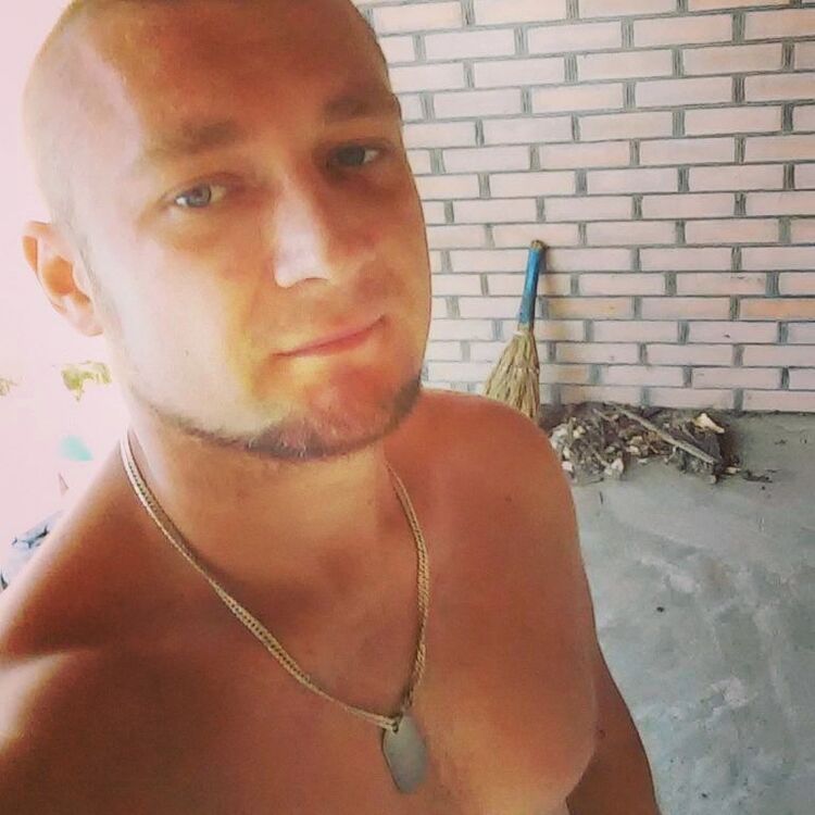 ���� 43578375 ����� Tommy, 20 ���, ���� ���������� � �������-��-����