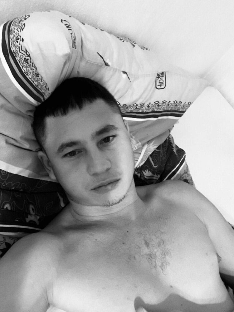  27531425  Bliznec, 36 ,    