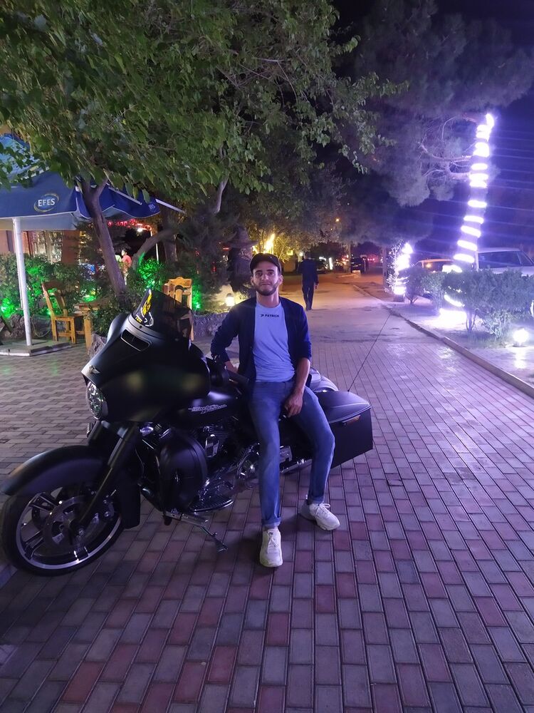  ,   Zaur, 37 ,   ,   , c , 