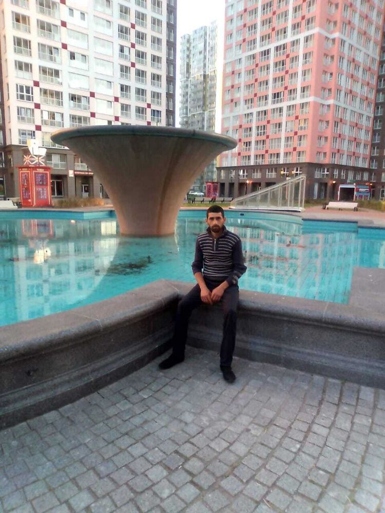  54616425  Ararat, 35 ,    