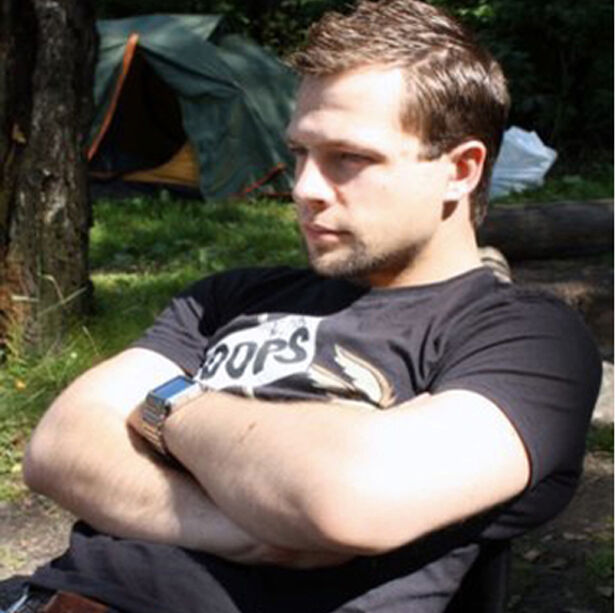  25991265  Artem, 28 ,    