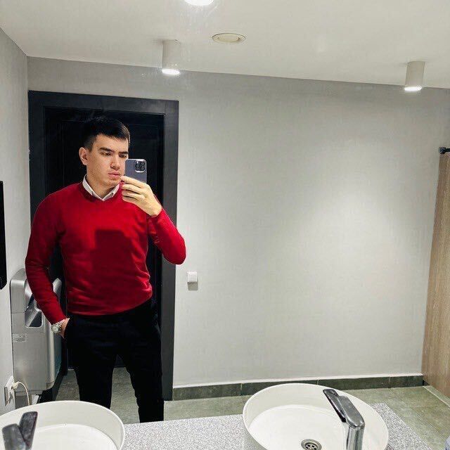  ,   Ali, 25 ,  