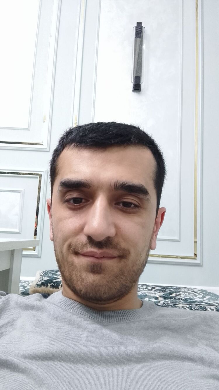  49490385  Alisher, 31 ,    