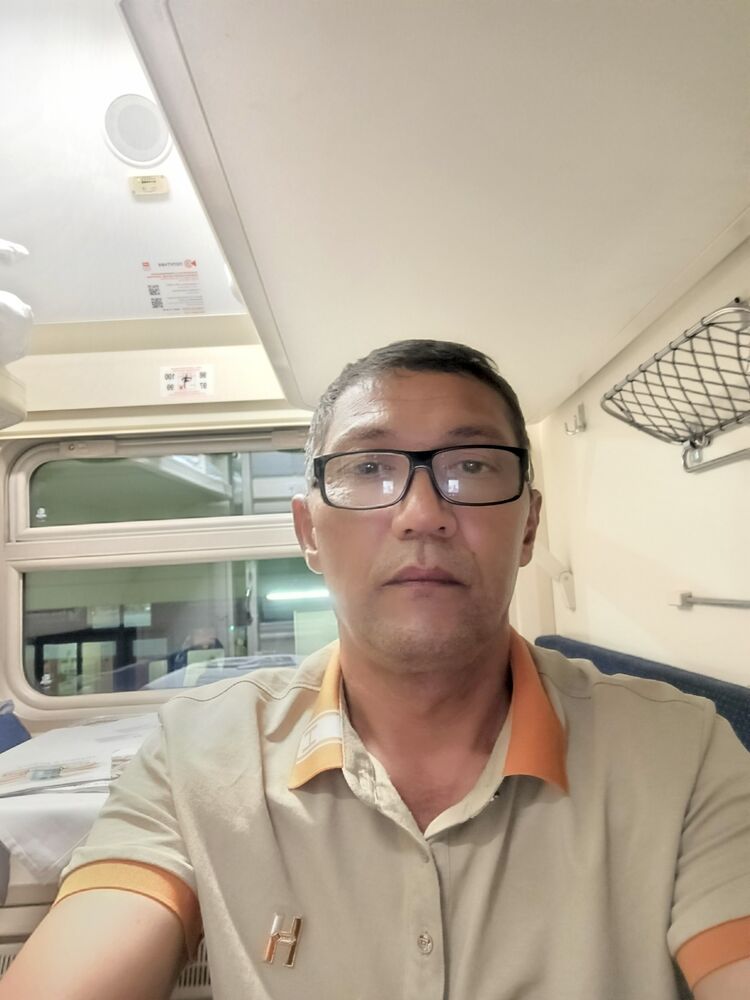  ,   Bahti, 49 ,   ,   