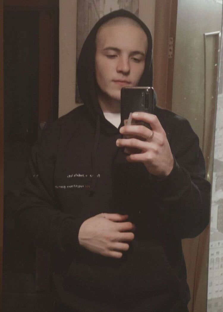  32779115  , 21 ,    