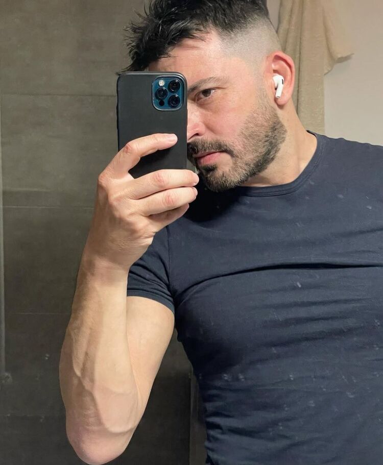  53483045  , 36 ,    