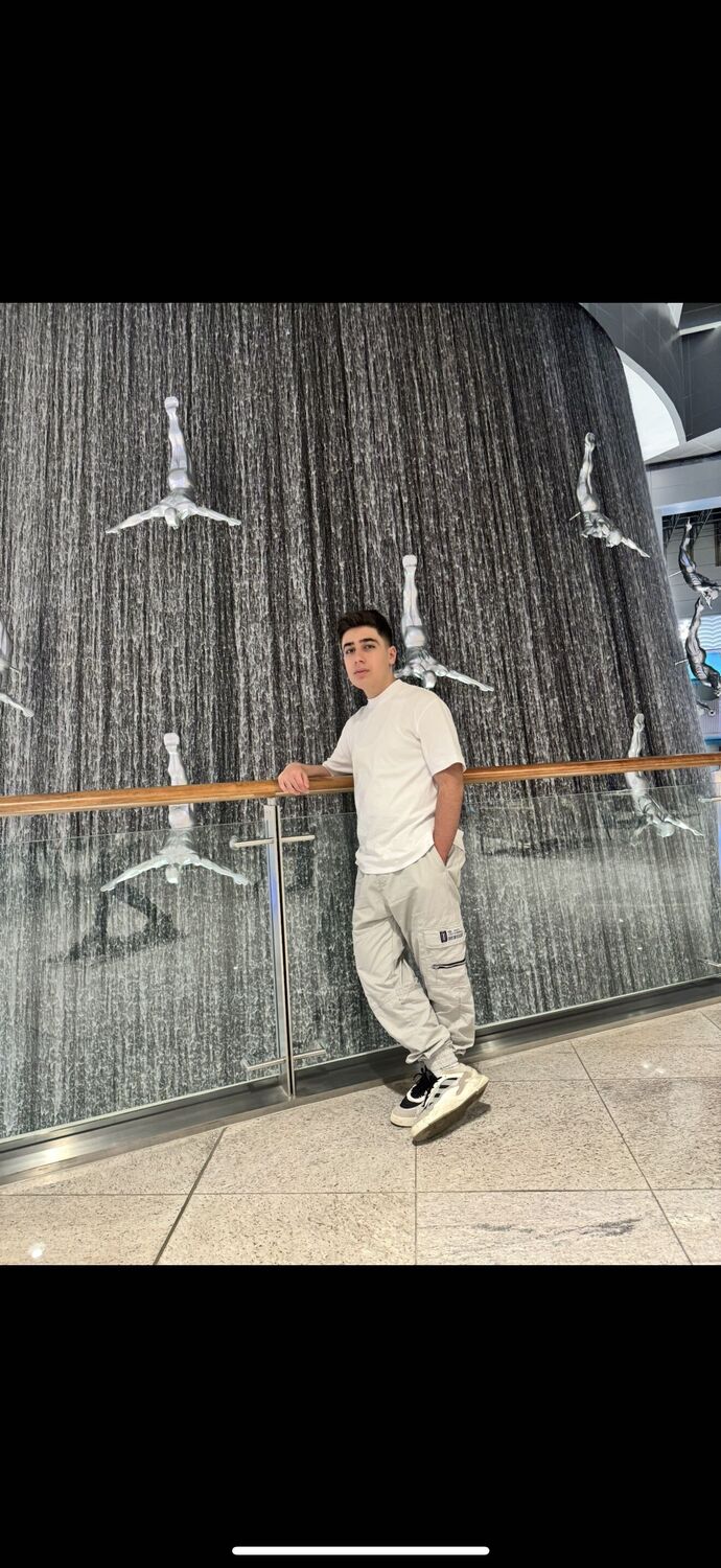  ,   Tigran, 23 ,   ,   