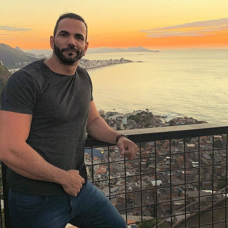 ���� 52113925 ������� ��, 35 ���, ���� ���������� � �����