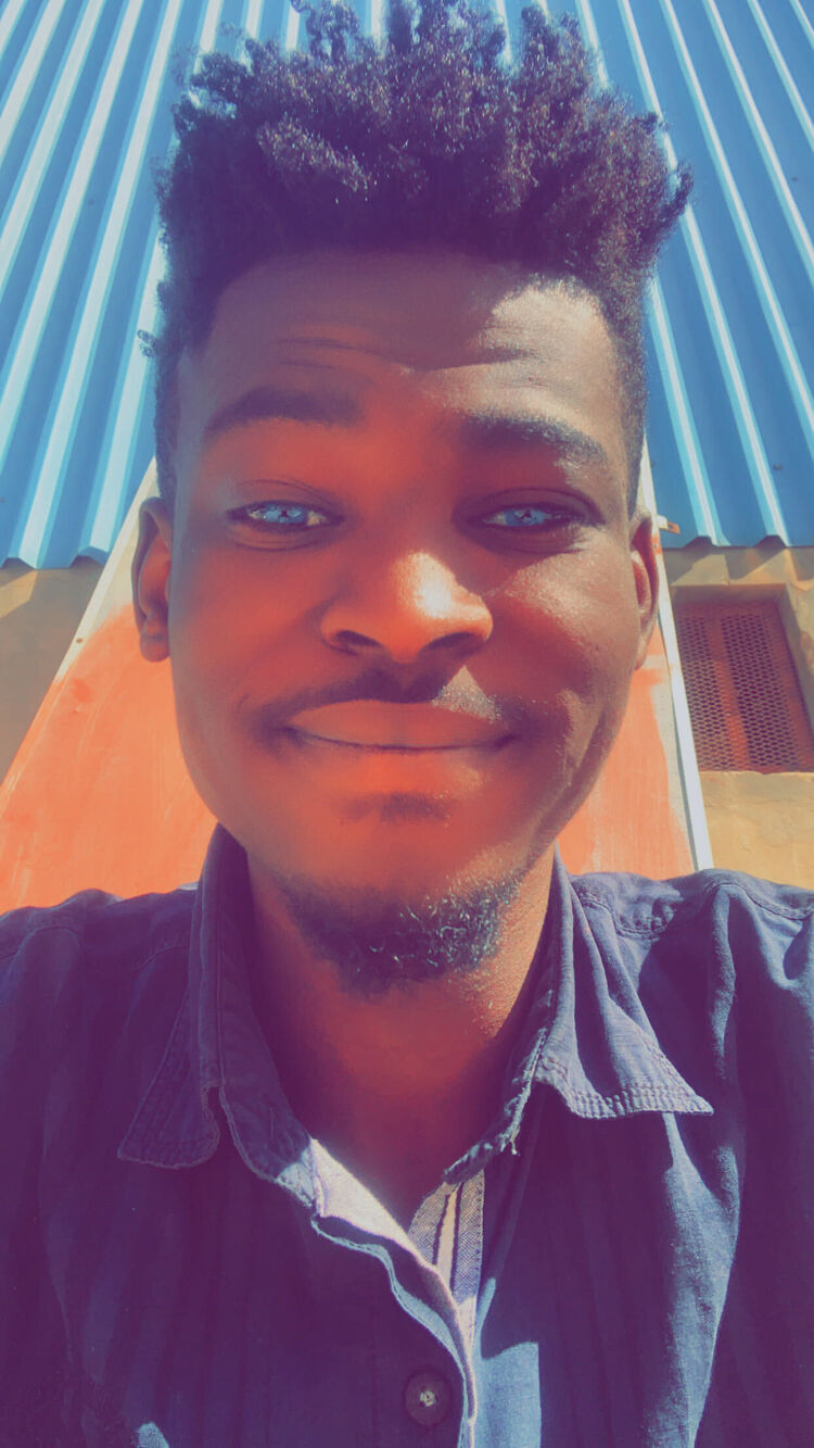  ,   Ayoup, 25 ,   ,   