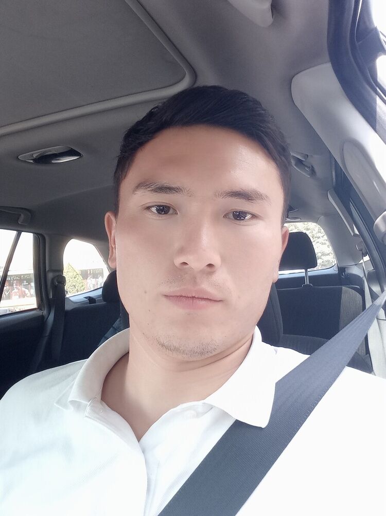  ,   Azizbek, 32 ,   