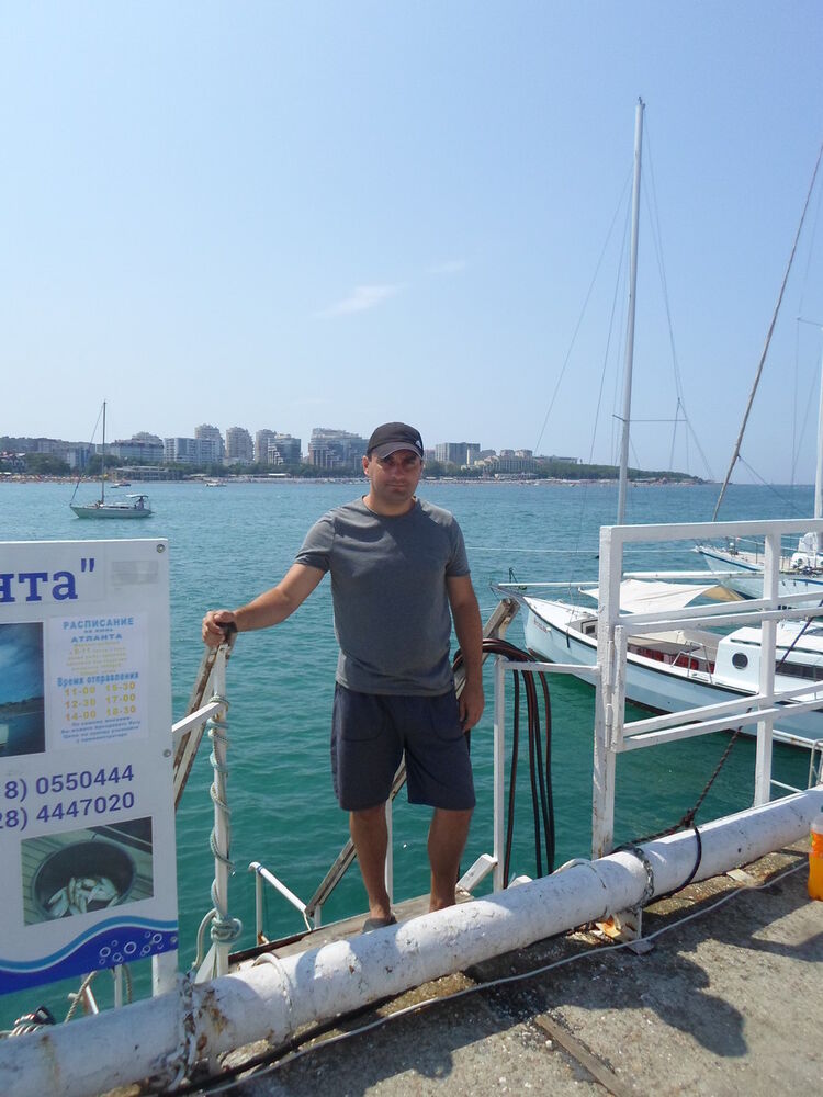  ,   Dude Serg, 46 ,   ,   , c 