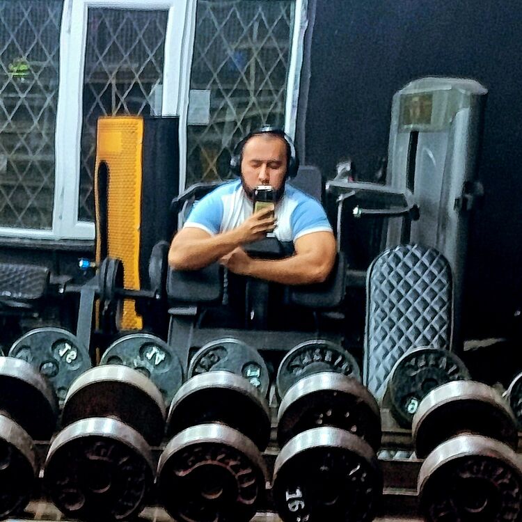 ���� 42734245 ����� Dilmurod, 25 ���, ���� ���������� � ��������