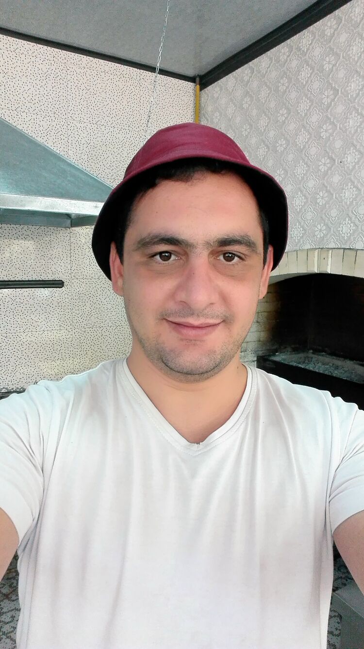  ,   Kamran, 34 ,   ,   