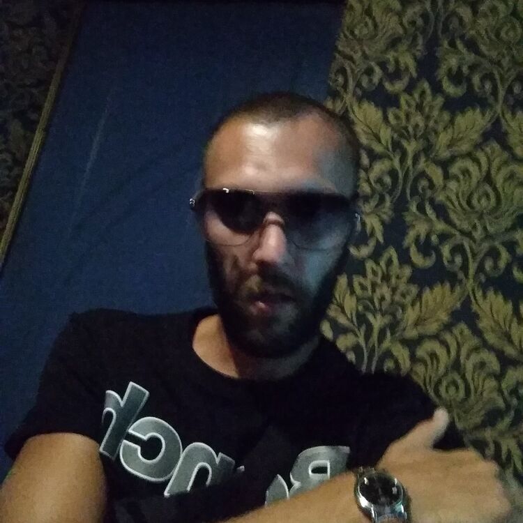  ,   Brasco, 32 ,   ,   , c 