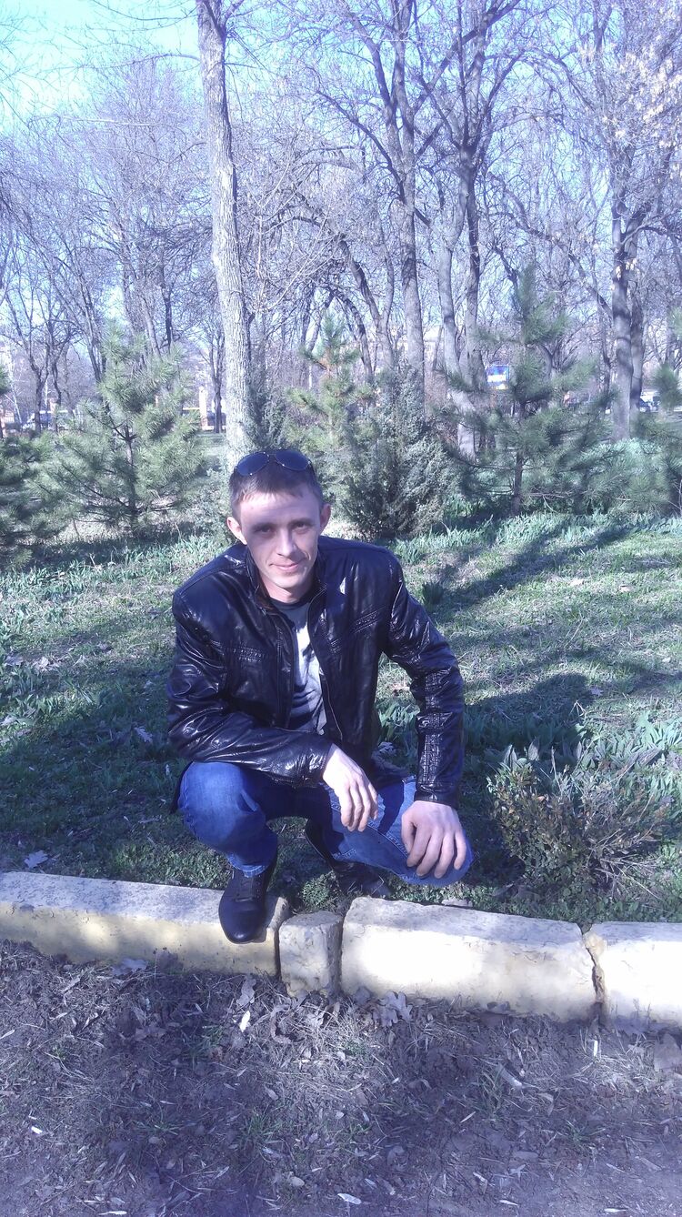  22708465  Aleksandr, 40 ,    
