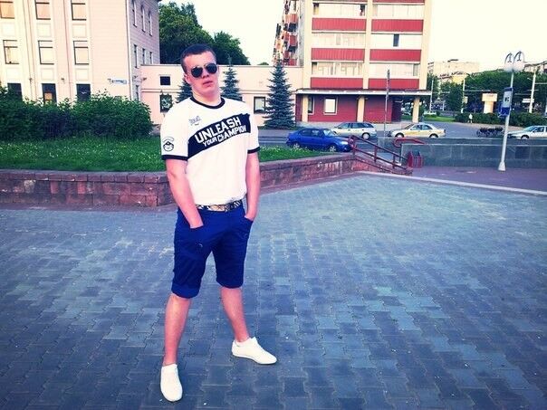  ,   Stefan, 35 ,  