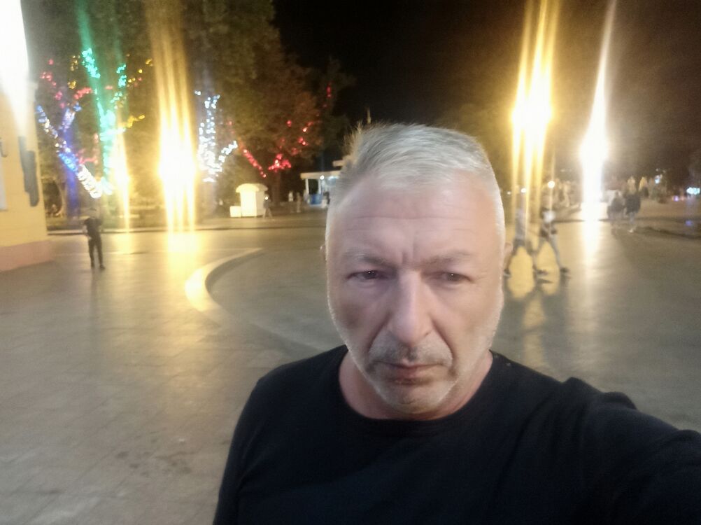  25043925  , 56 ,    