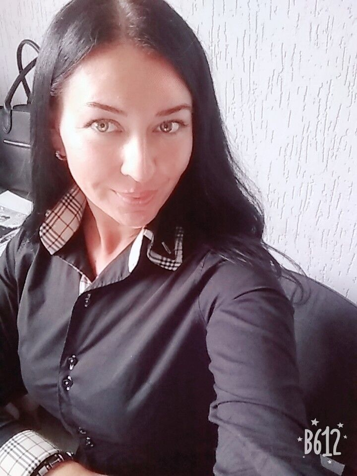  18050575  , 40 ,    