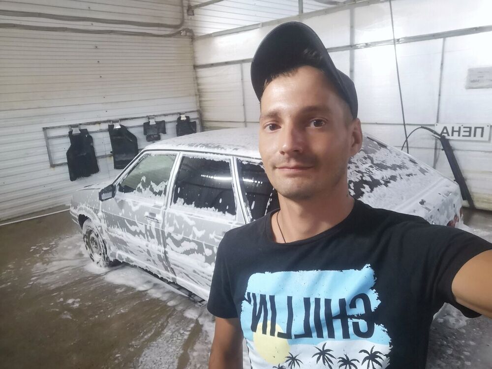  21175925  Kryger, 35 ,     