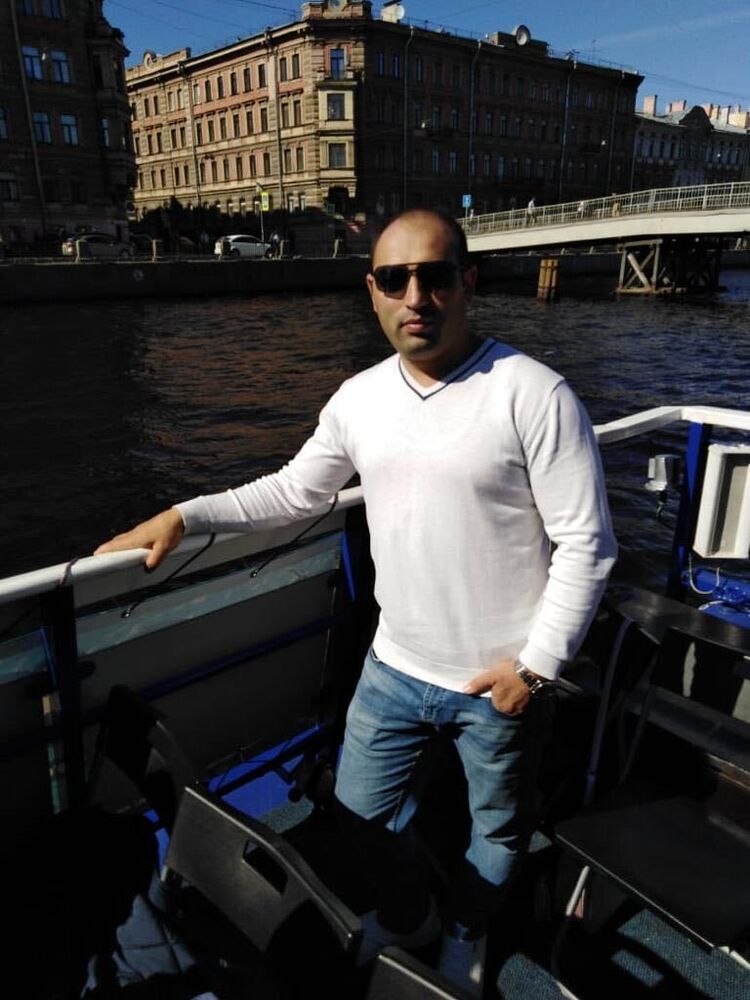  28515975  Fuad, 34 ,    