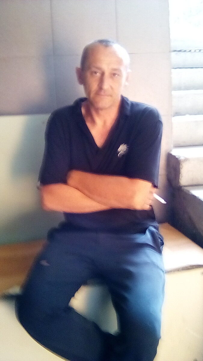  ,   Ruslan, 51 ,   ,   , c 