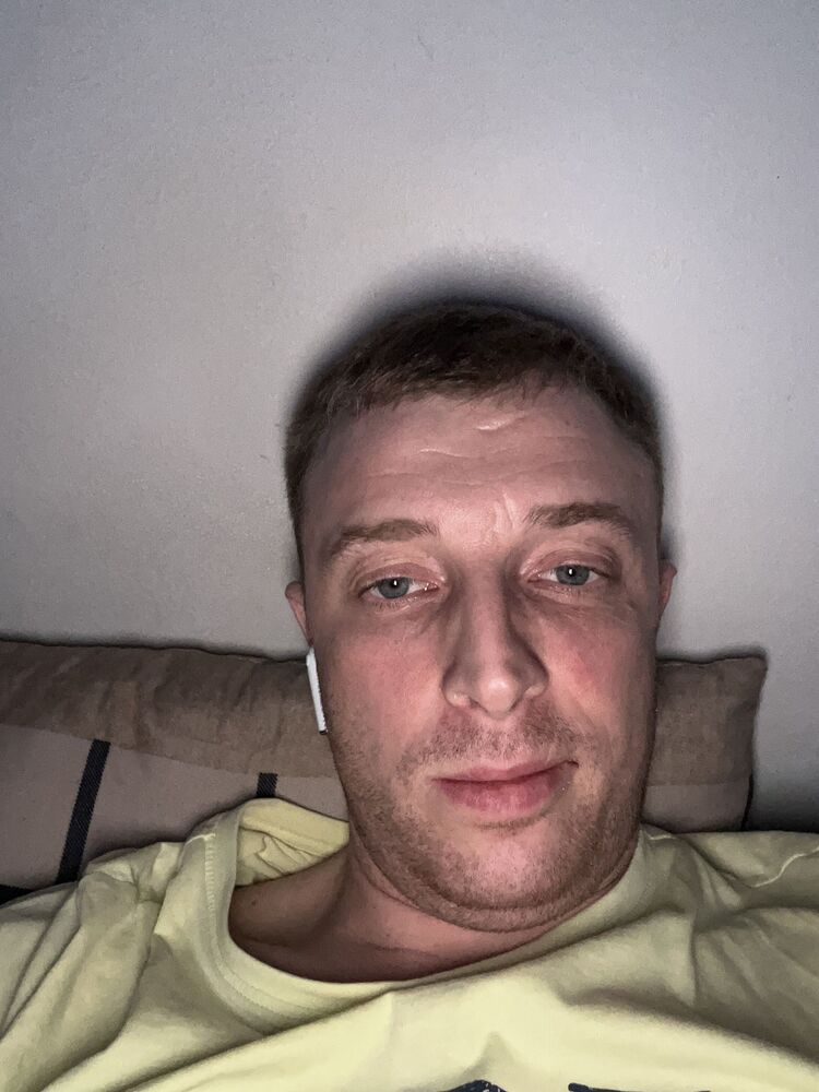  ,   Mikolay, 33 ,   ,   