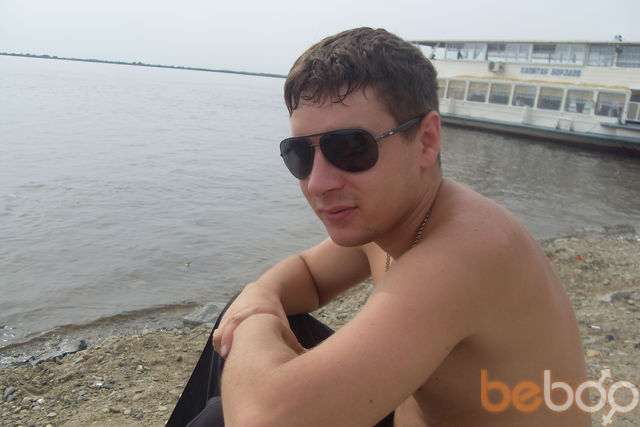  ,   Lion, 39 ,   ,   , c 