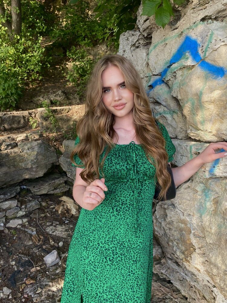  36620185  Ksenia, 25 ,    