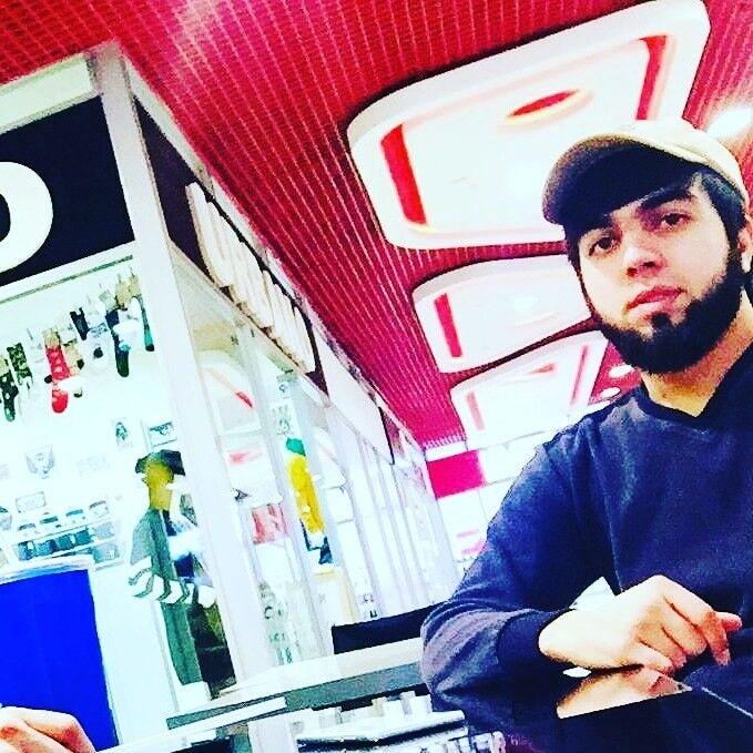  15624925  Nasim, 30 ,    