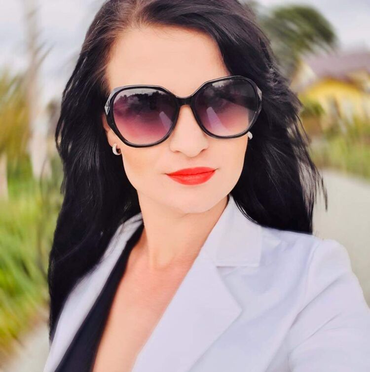 ���� 49765585 ������� Lena, 39 ���, ���� ���������� � ��������