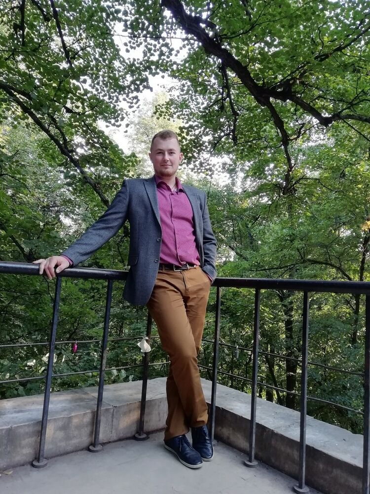  ,   Peter, 32 ,   ,   , c 