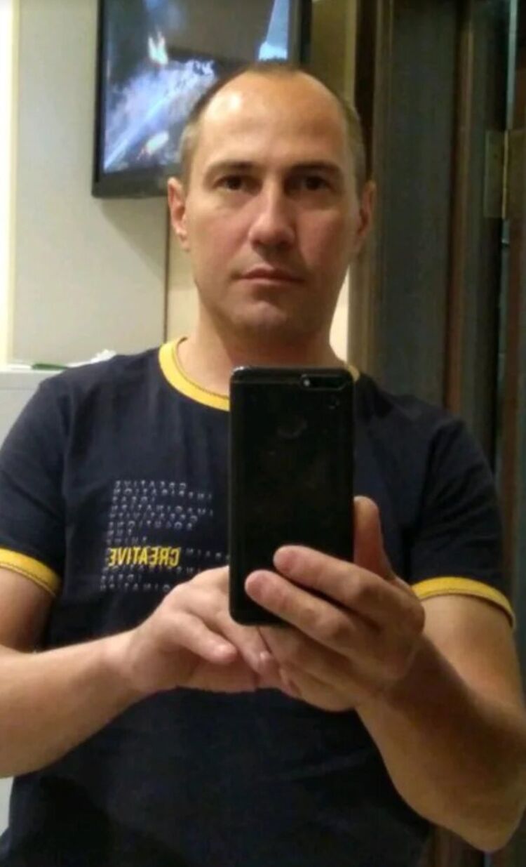 ,   Yuriy, 40 ,     , c 