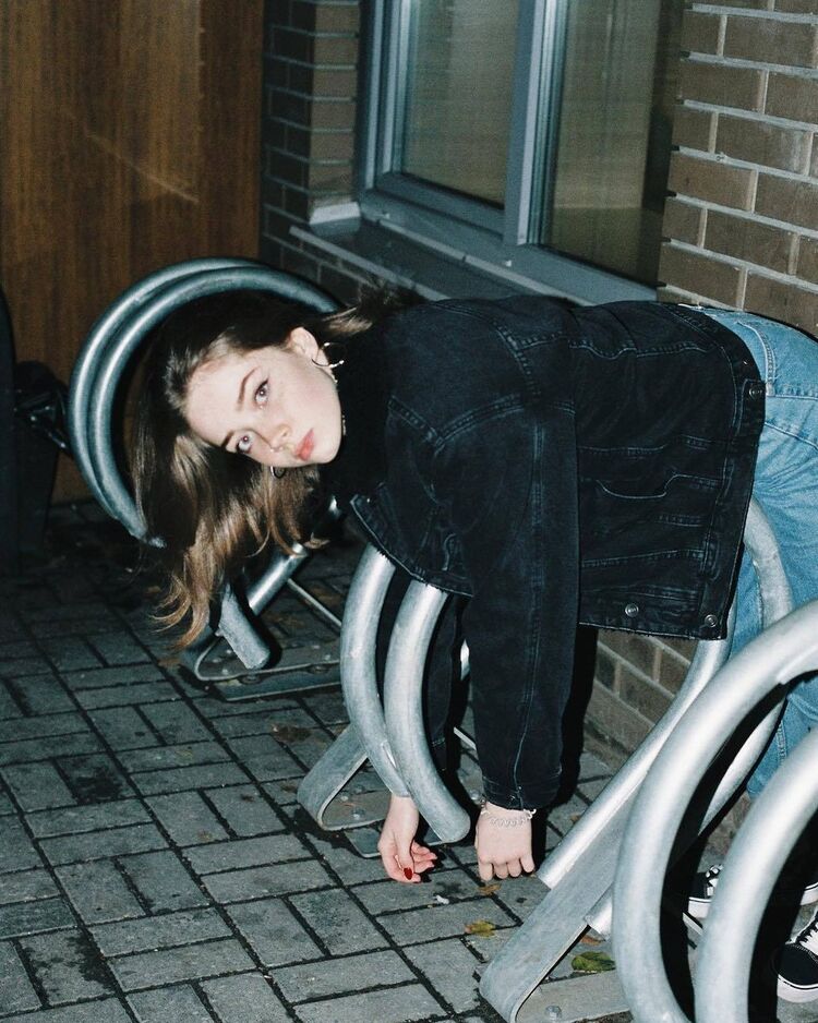  -,   Vika, 24 ,  