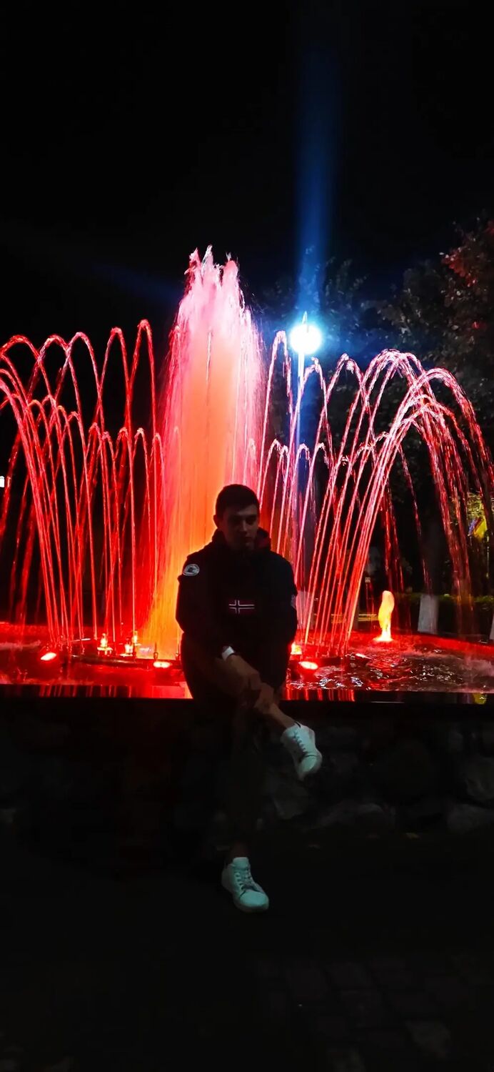  49480065  Andrey, 25 ,    