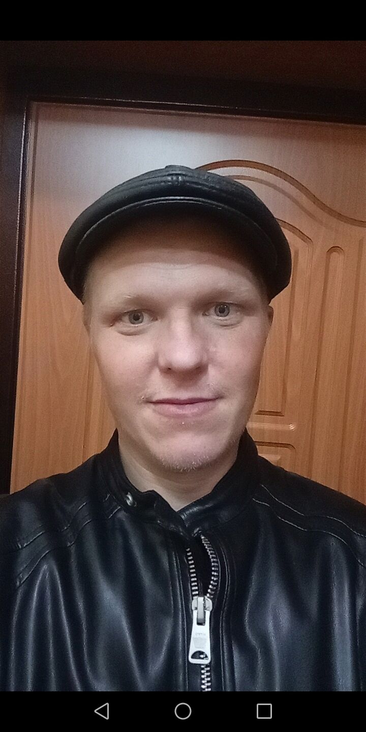  ,   Aleksandr, 40 ,   ,   