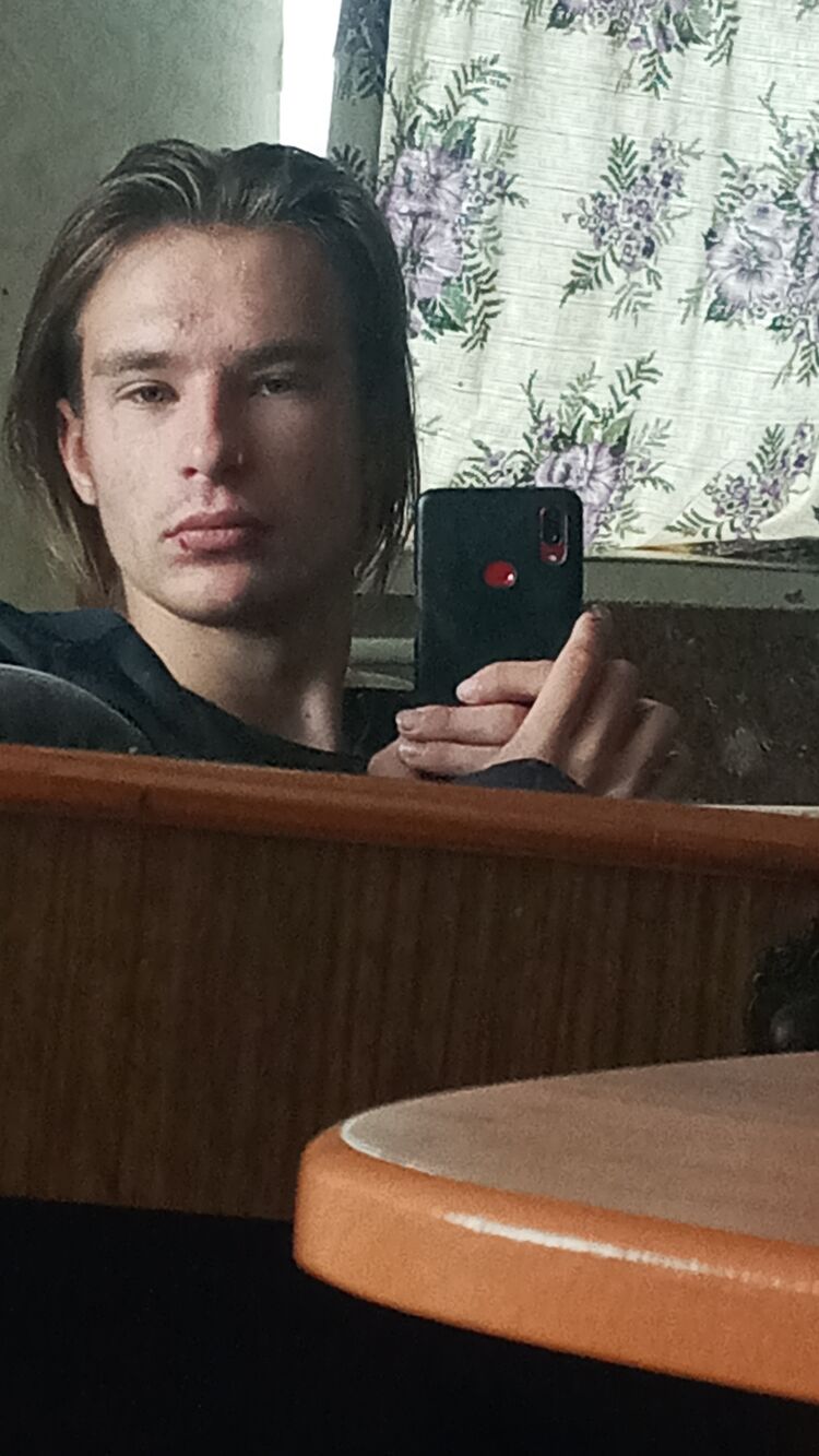  24012385  , 22 ,    