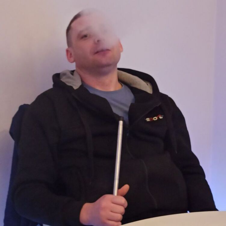  37251905  , 35 ,    
